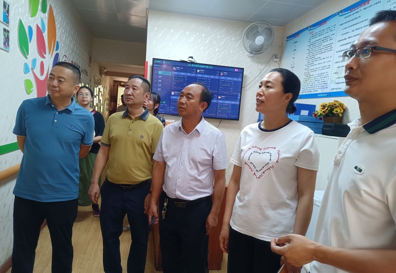 布拖縣領導蒞臨壽樂康考察